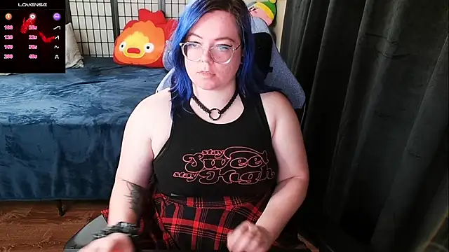 KiraSpitQueen online show from 01/10/25, 02:35