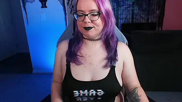 KiraSpitQueen online show from 11/05/25, 04:45