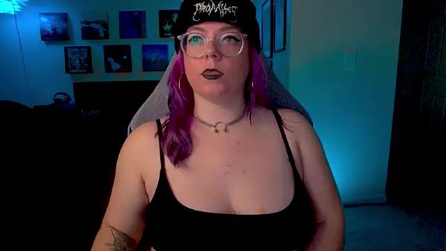 KiraSpitQueen online show from 01/19/26, 04:27