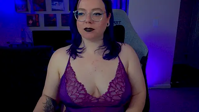 KiraSpitQueen online show from 04/26/26, 03:48