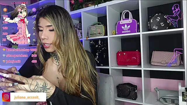 caroline cossei online show from 02/15/25, 02:22