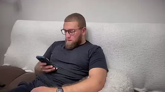Bear bear  online show from 12/12/24, 08:21