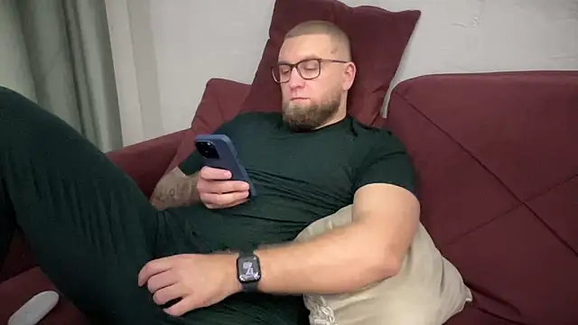 Bear bear  online show from 01/29/25, 02:42