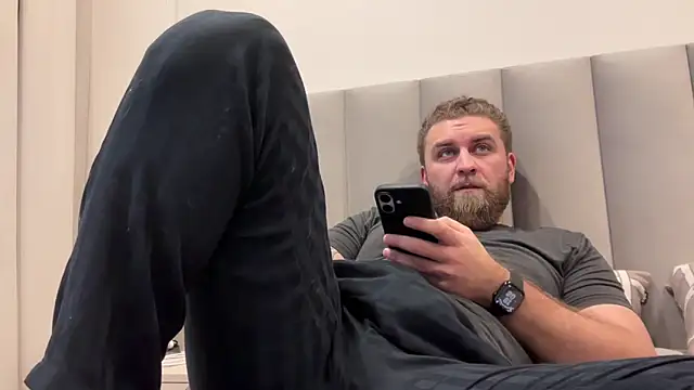 Bear bear  online show from 03/10/26, 03:06