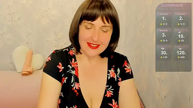 Snapshot of Rainbow_lady chatting on 06/27/26, 09:14 Rainbow lady online show from 06/27/26, 09:14