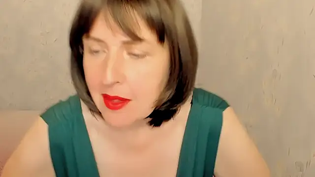 Snapshot of Rainbow_lady chatting on 07/26/26, 04:53 Rainbow lady online show from 07/26/26, 04:53