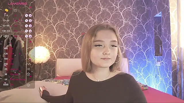 MiaMiaMeow online show from 04/10/26, 03:28