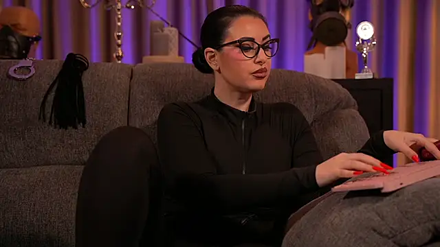 kelly kent online show from 03/03/25, 04:47