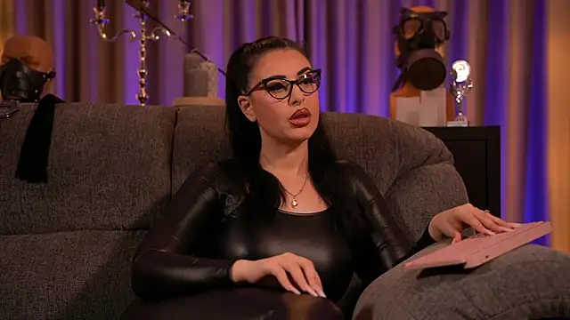 kelly kent online show from 03/22/25, 02:37