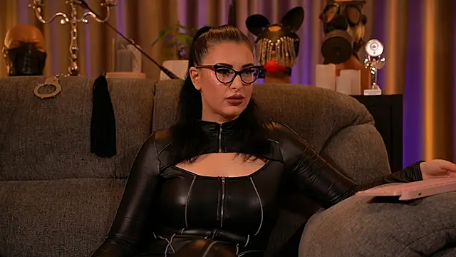 kelly kent online show from 10/11/25, 09:13