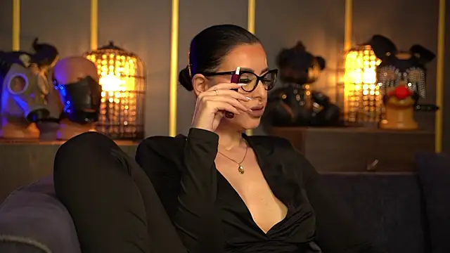 kelly kent online show from 04/25/26, 08:06