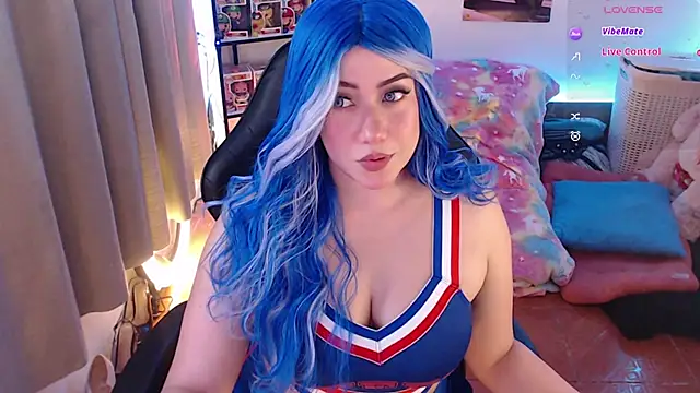 Emmy Ruiz online show from 04/10/26, 02:06