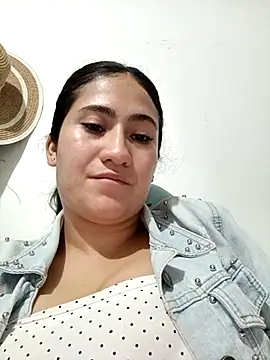 francesca baker1007 online show from 02/16/25, 10:32