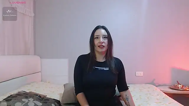 Freyja soh online show from 02/26/25, 11:37