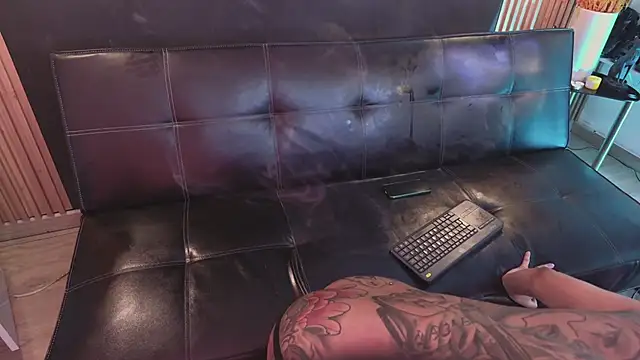 Scarlett collins02 online show from 02/13/25, 08:38