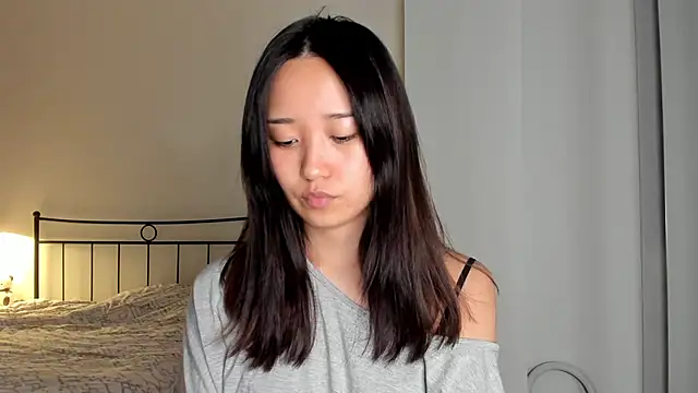 Snapshot of julias_tapes chatting on 02/11/25, 09:14 julias tapes online show from 02/11/25, 09:14