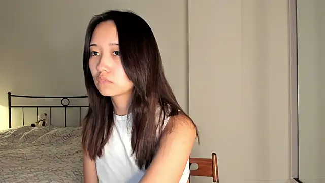 Snapshot of julias_tapes chatting on 03/03/25, 05:53 julias tapes online show from 03/03/25, 05:53