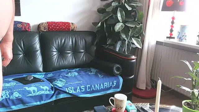 Snapshot of Exhib070 chatting on 08/01/26, 11:20 Exhib070 online show from 08/01/26, 11:20
