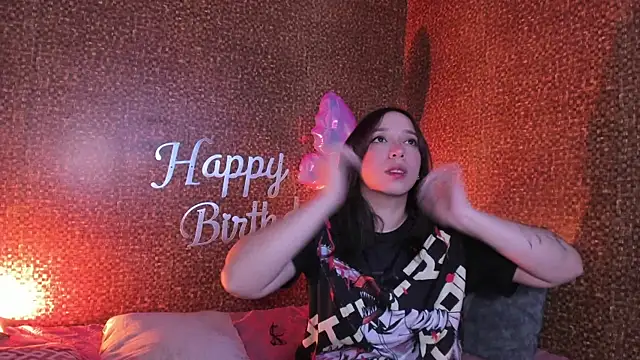 Apartment28 online show from 06/20/26, 02:03