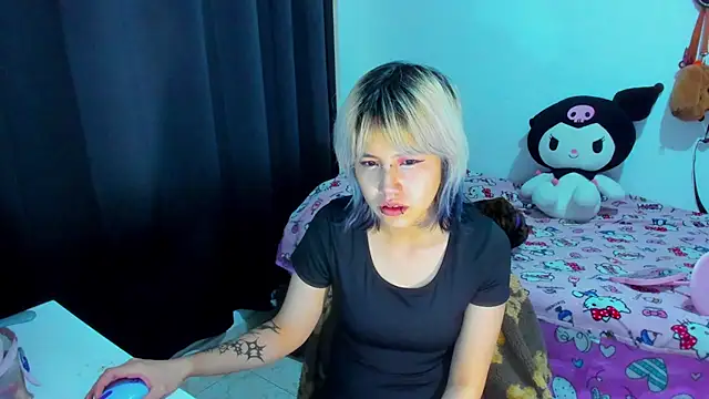 Snapshot of Akane-Mou chatting on 07/25/26, 02:31 Akane-Mou online show from 07/25/26, 02:31