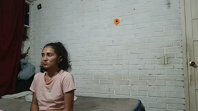 valeriaswang Lucas online show from 11/29/25, 04:15