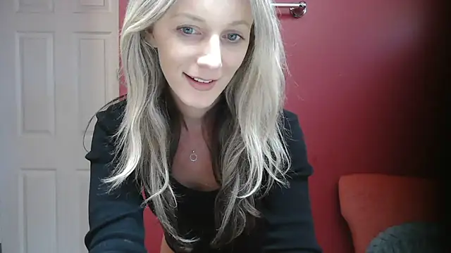 Heyitsmee33 online show from 01/07/25, 08:52