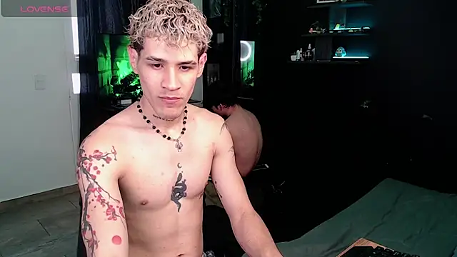 Snapshot of andybxby chatting on 01/06/25, 08:39 andybxby online show from 01/06/25, 08:39