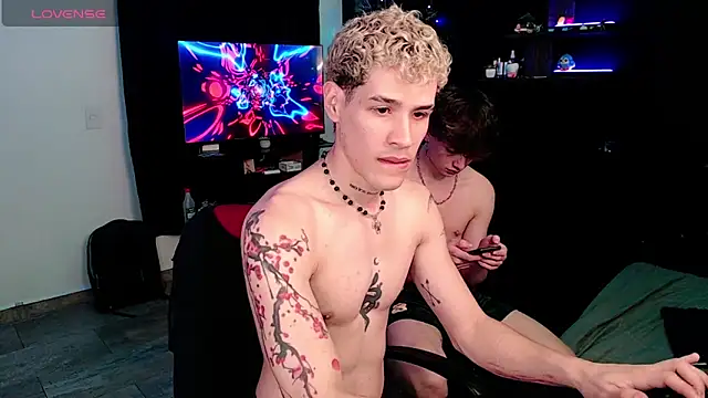 Snapshot of andybxby chatting on 01/09/25, 12:14 andybxby online show from 01/09/25, 12:14