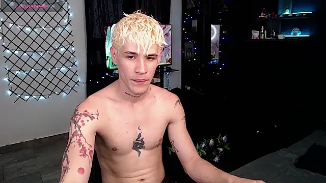 Snapshot of andybxby chatting on 01/18/25, 09:13 andybxby online show from 01/18/25, 09:13