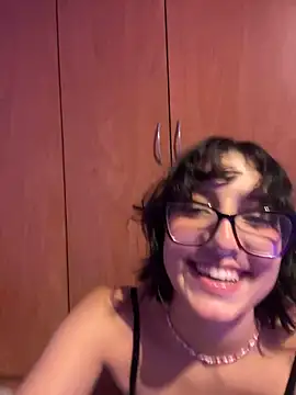 aurora xoxo online show from 12/19/24, 04:45