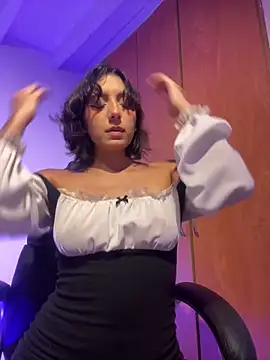 aurora xoxo online show from 02/21/25, 04:51