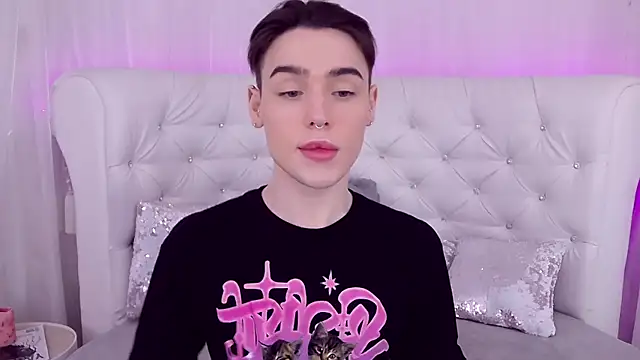 RobbyCharming online show from 03/09/25, 07:48