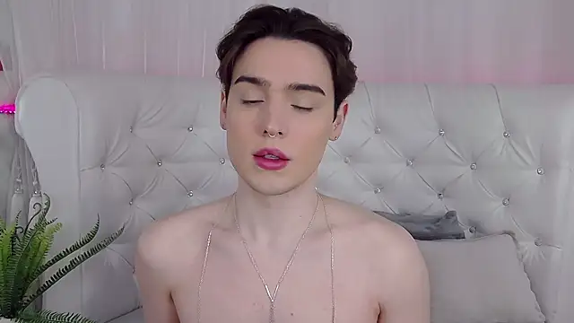 RobbyCharming online show from 04/13/26, 04:29