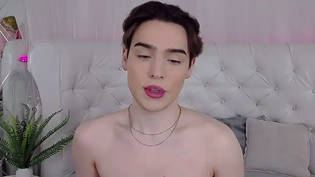 RobbyCharming online show from 04/18/26, 04:38