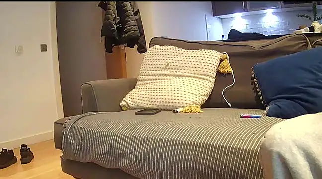 Snapshot of uk-bobbie-uk chatting on 12/05/24, 07:38 uk-bobbie-uk online show from 12/05/24, 07:38