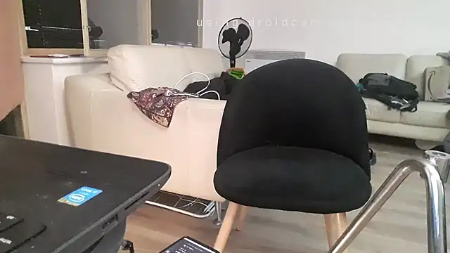 Snapshot of uk-bobbie-uk chatting on 02/26/25, 11:04 uk-bobbie-uk online show from 02/26/25, 11:04