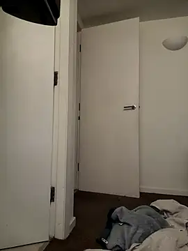 Snapshot of uk-bobbie-uk chatting on 03/01/25, 06:11 uk-bobbie-uk online show from 03/01/25, 06:11