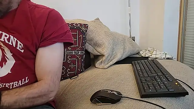 Snapshot of uk-bobbie-uk chatting on 10/04/25, 02:53 uk-bobbie-uk online show from 10/04/25, 02:53