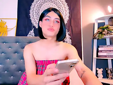 Unforttable Anisha online show from 04/18/26, 04:27