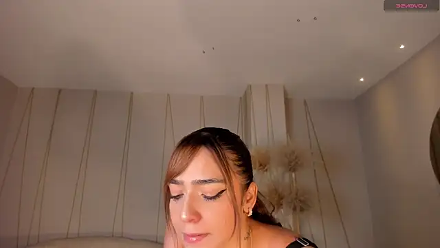 MariamRivera  online show from 01/30/25, 03:44