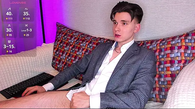 maxboy4 online show from 01/30/25, 04:45