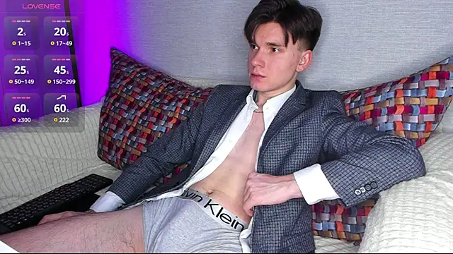 maxboy4 online show from 02/03/25, 08:24