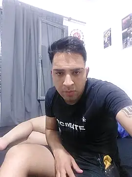 Jo11rge111111 online show from 10/14/25, 07:42