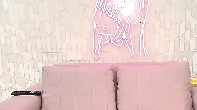 lara murphy online show from 10/08/25, 03:04