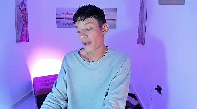 nicky moo online show from 12/17/24, 07:59