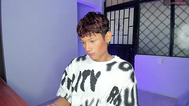 nicky moo online show from 03/11/25, 05:35