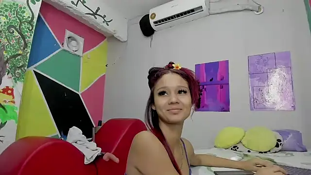 MarianaManzur online show from 01/23/25, 01:45