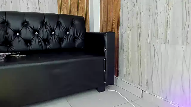 MarianaManzur online show from 11/10/25, 05:12