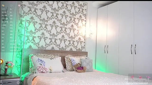 Snapshot of merca_8 chatting on 01/23/25, 09:29 merca 8 online show from 01/23/25, 09:29