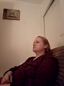 Snapshot of She-devilx chatting on 12/21/24, 10:40 She-devilx online show from 12/21/24, 10:40